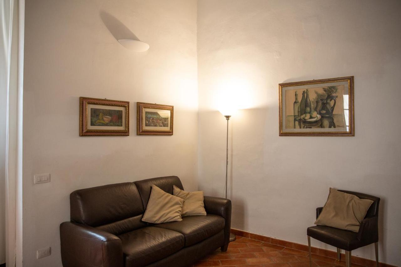 Lovely One Bedroom Apartment Nearby Ponte Vecchio Флоренція Екстер'єр фото